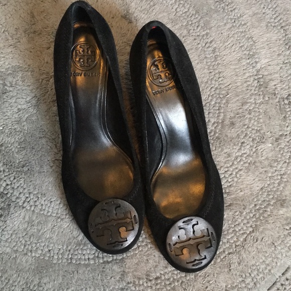 tory burch medallion wedge